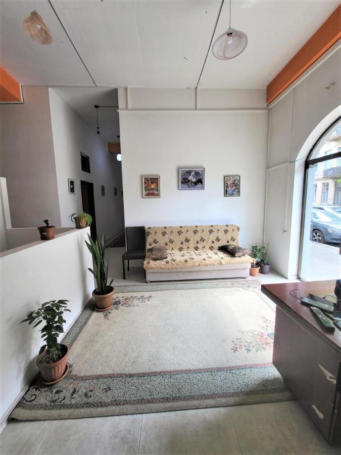 Hostel Near The Square Tiflis Exterior foto