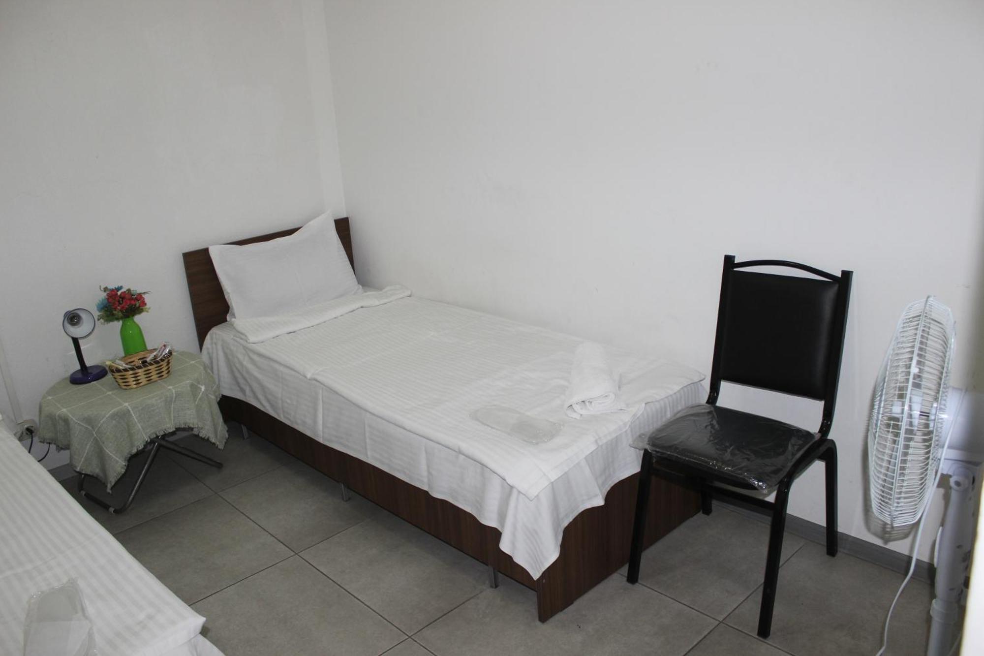 Hostel Near The Square Tiflis Exterior foto