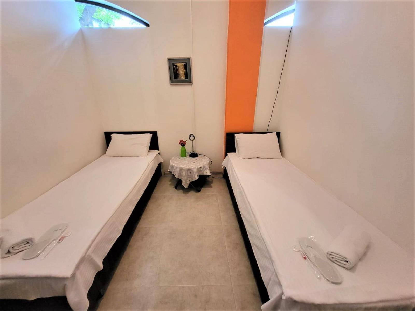 Hostel Near The Square Tiflis Exterior foto